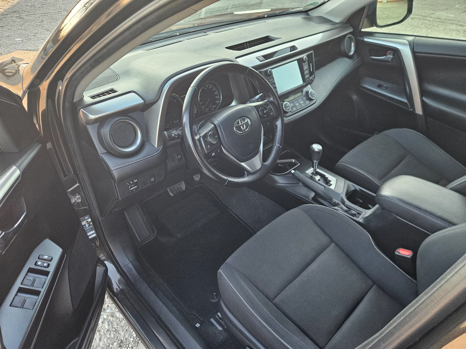 Toyota Rav4 10700.km | Mobile.bg � ����������� 11