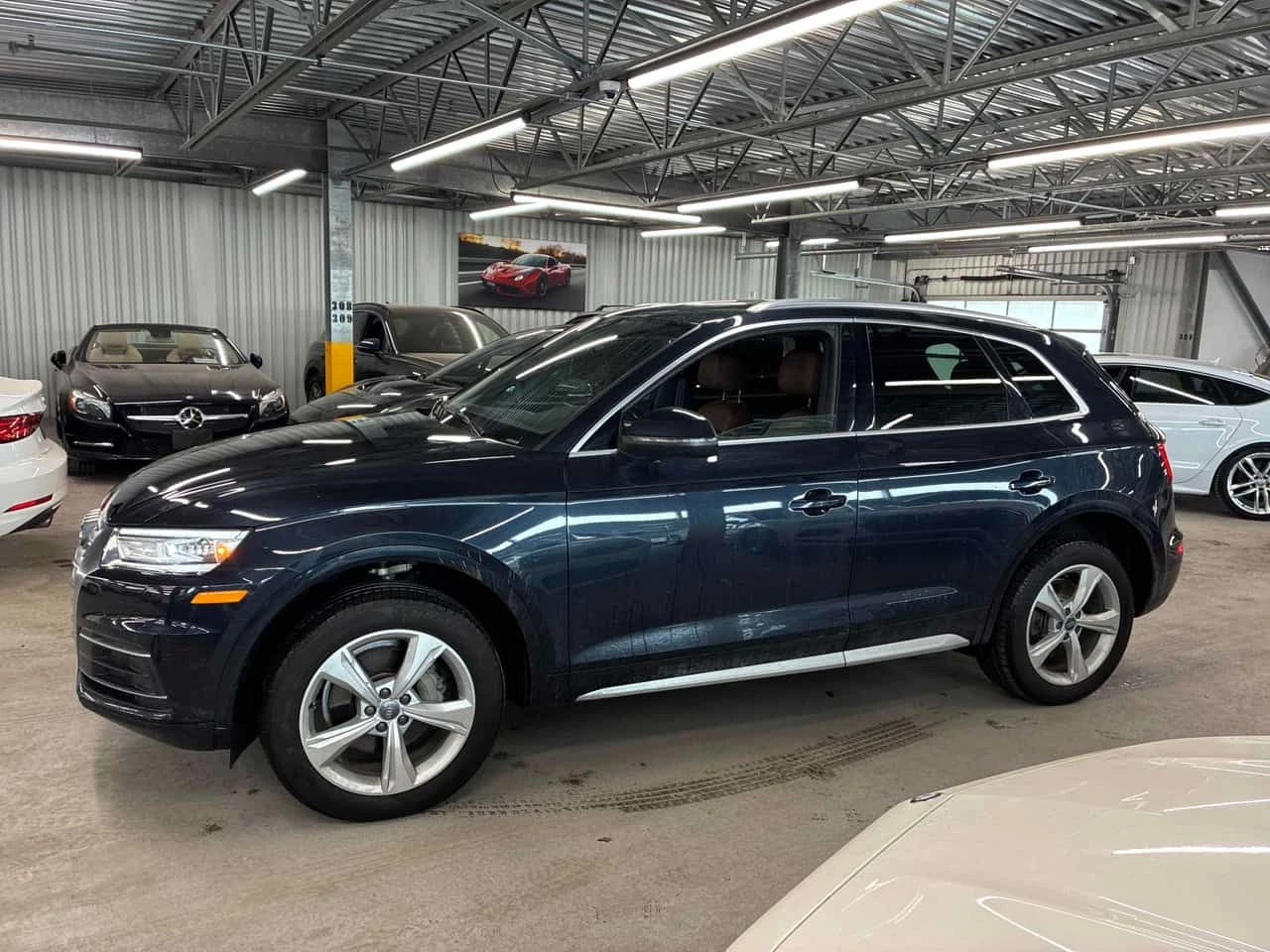 Audi Q5 * Progressiv * ПОДГРЕВИ* ПАНОРАМА* , снимка 2 - Автомобили и джипове - 53991501