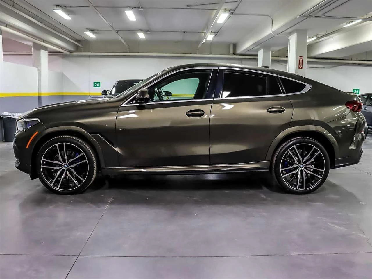 BMW X6 xDrive40i  CARFAX, снимка 5 - Автомобили и джипове - 54470807