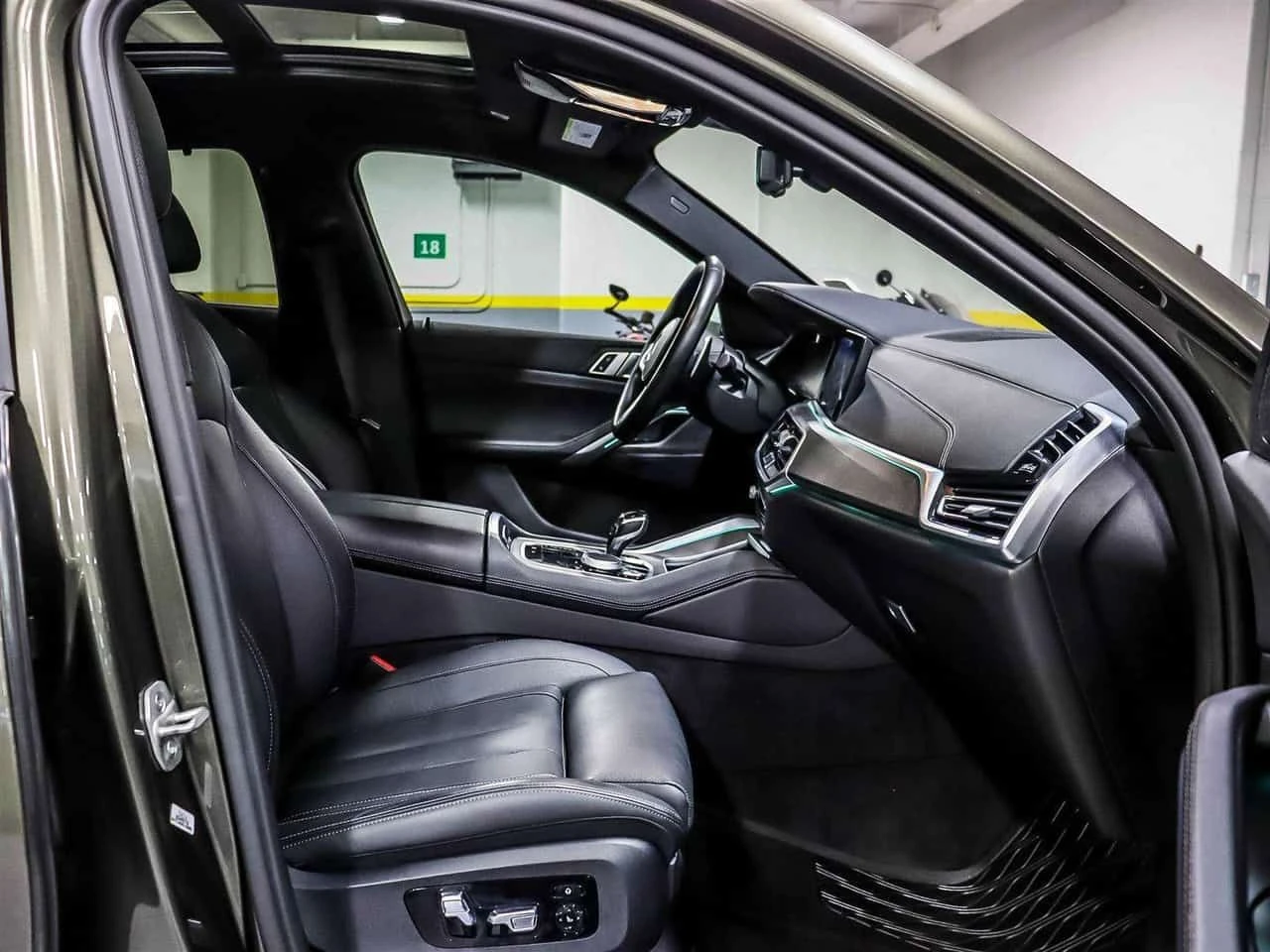 BMW X6 xDrive40i  CARFAX, снимка 8 - Автомобили и джипове - 54470807