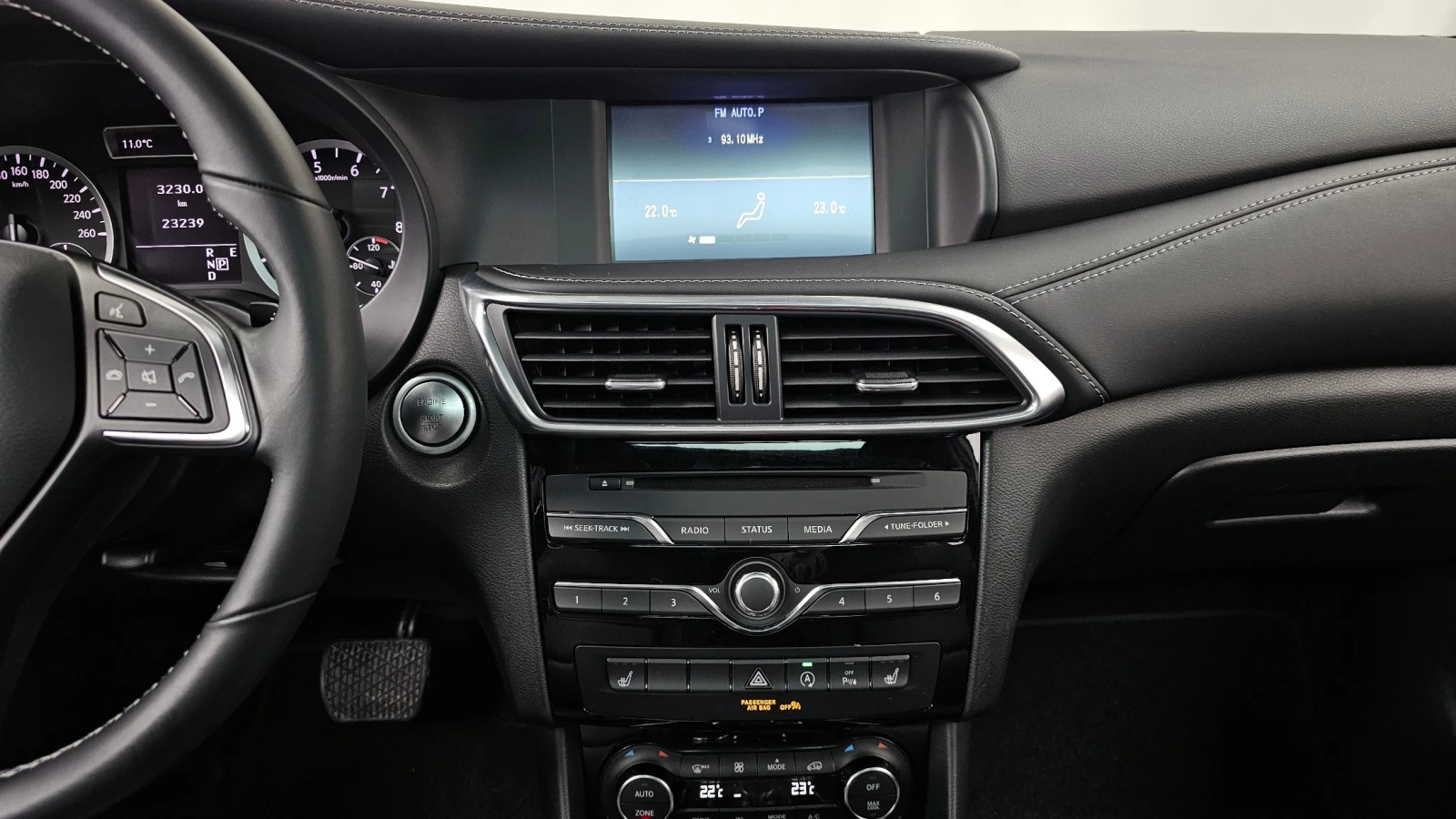 Infiniti Q30, снимка 13 - Автомобили и джипове - 54945230