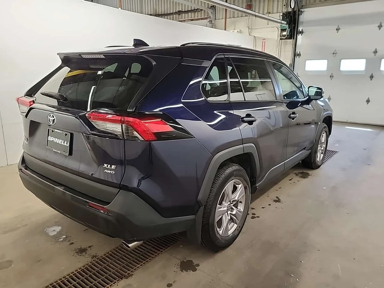 Toyota Rav4 * XLE * CARFAX * ОПЦИЯ ЗА ФИНАНСИРАНЕ, снимка 3 - Автомобили и джипове - 55015510