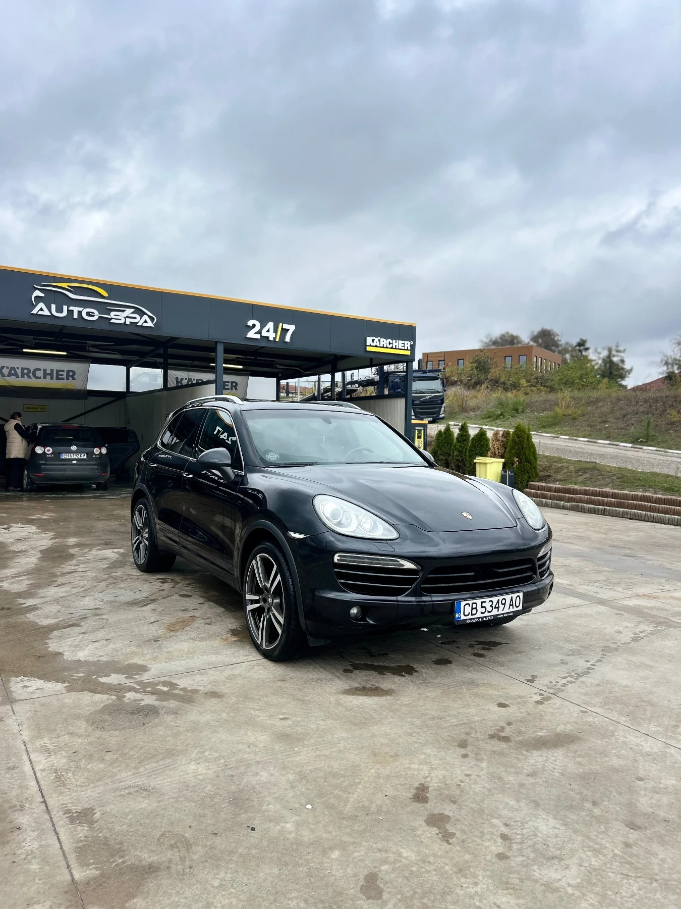 Porsche Cayenne 3.0 tdi, снимка 2 - Автомобили и джипове - 56747774