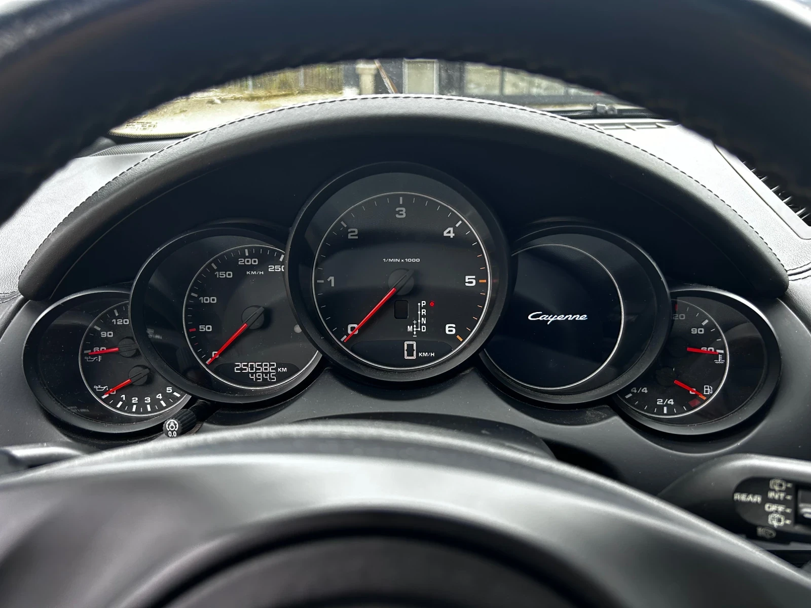 Porsche Cayenne 3.0 tdi, снимка 7 - Автомобили и джипове - 56747774