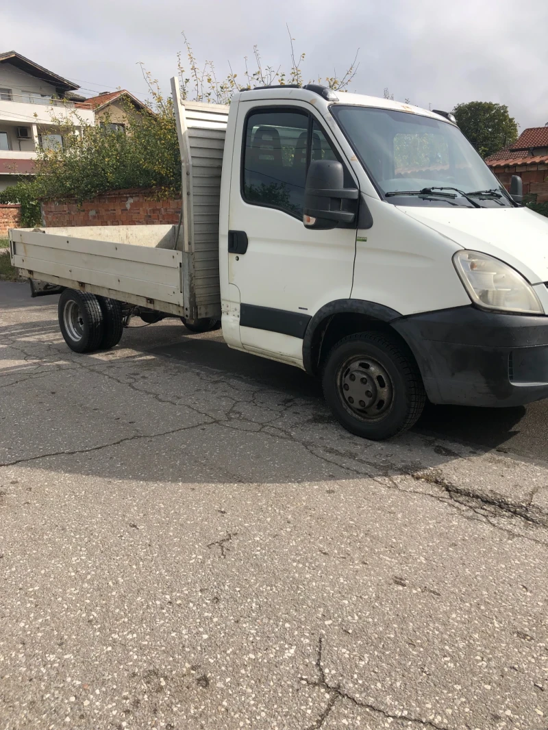 Iveco Daily, снимка 4 - Бусове и автобуси - 47472637