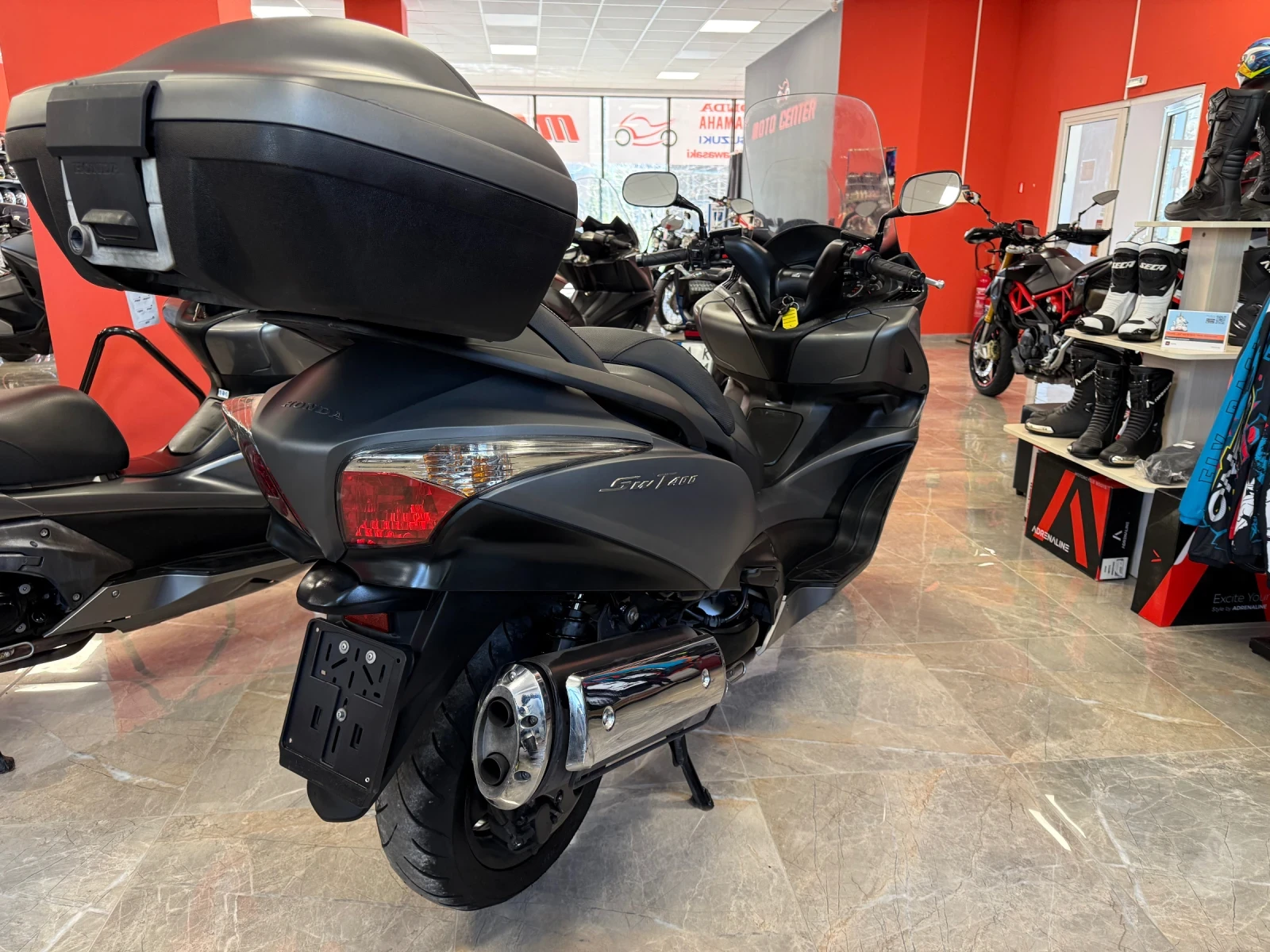 Honda Silver Wing 400ABS - изображение 6