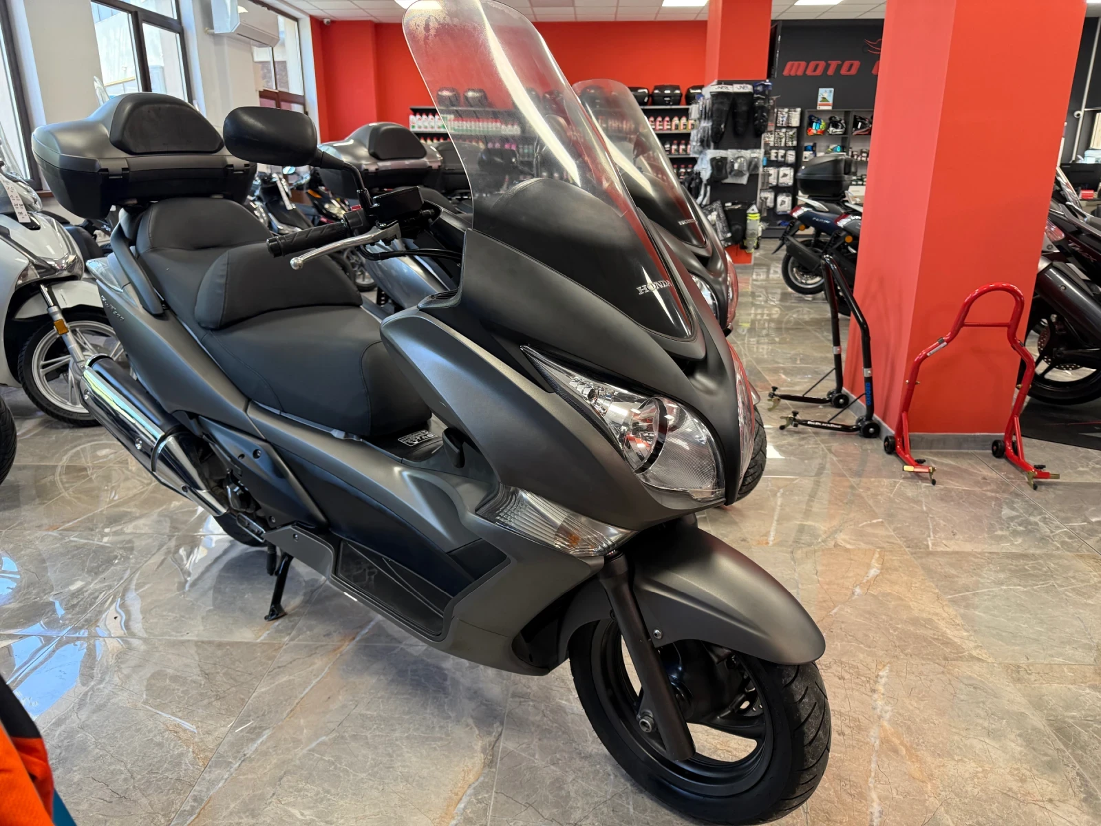 Honda Silver Wing 400ABS - изображение 2
