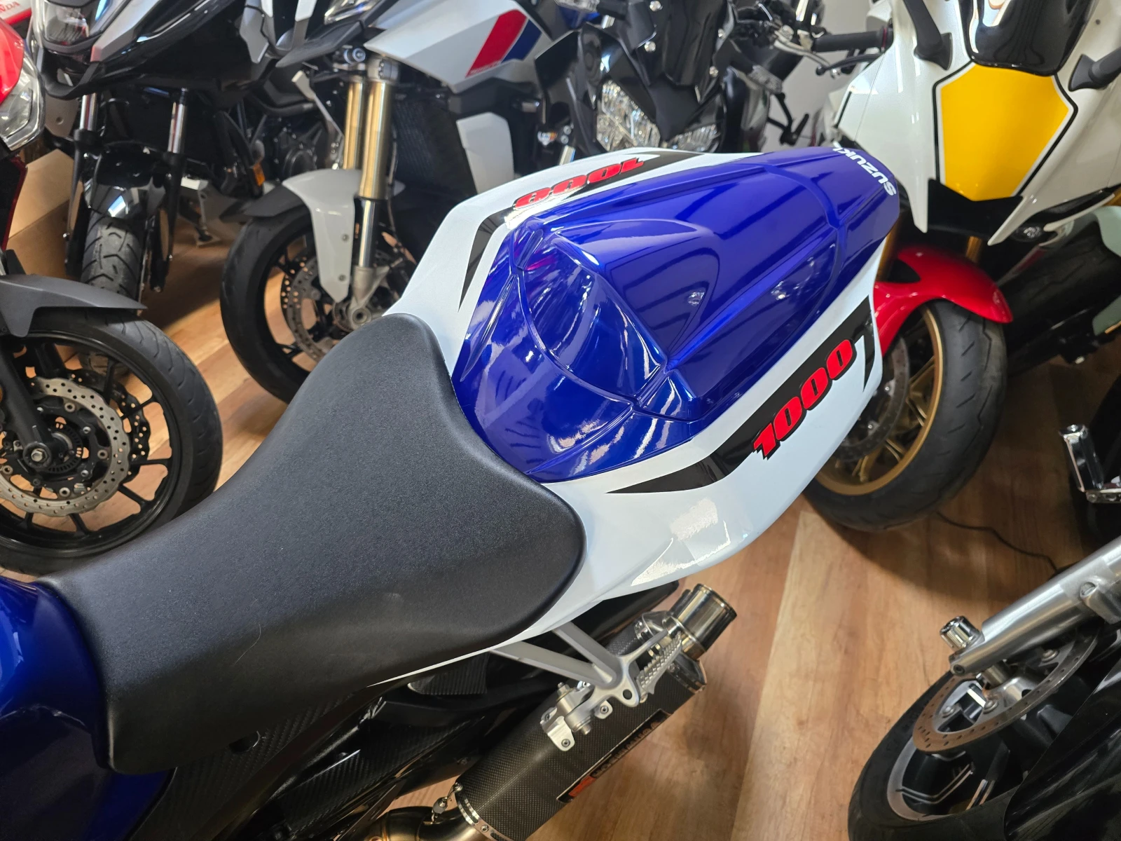 Suzuki Gsxr 1000 Youshimura!!1 15400км!!!!, снимка 5 - Мотоциклети и мототехника - 54141439