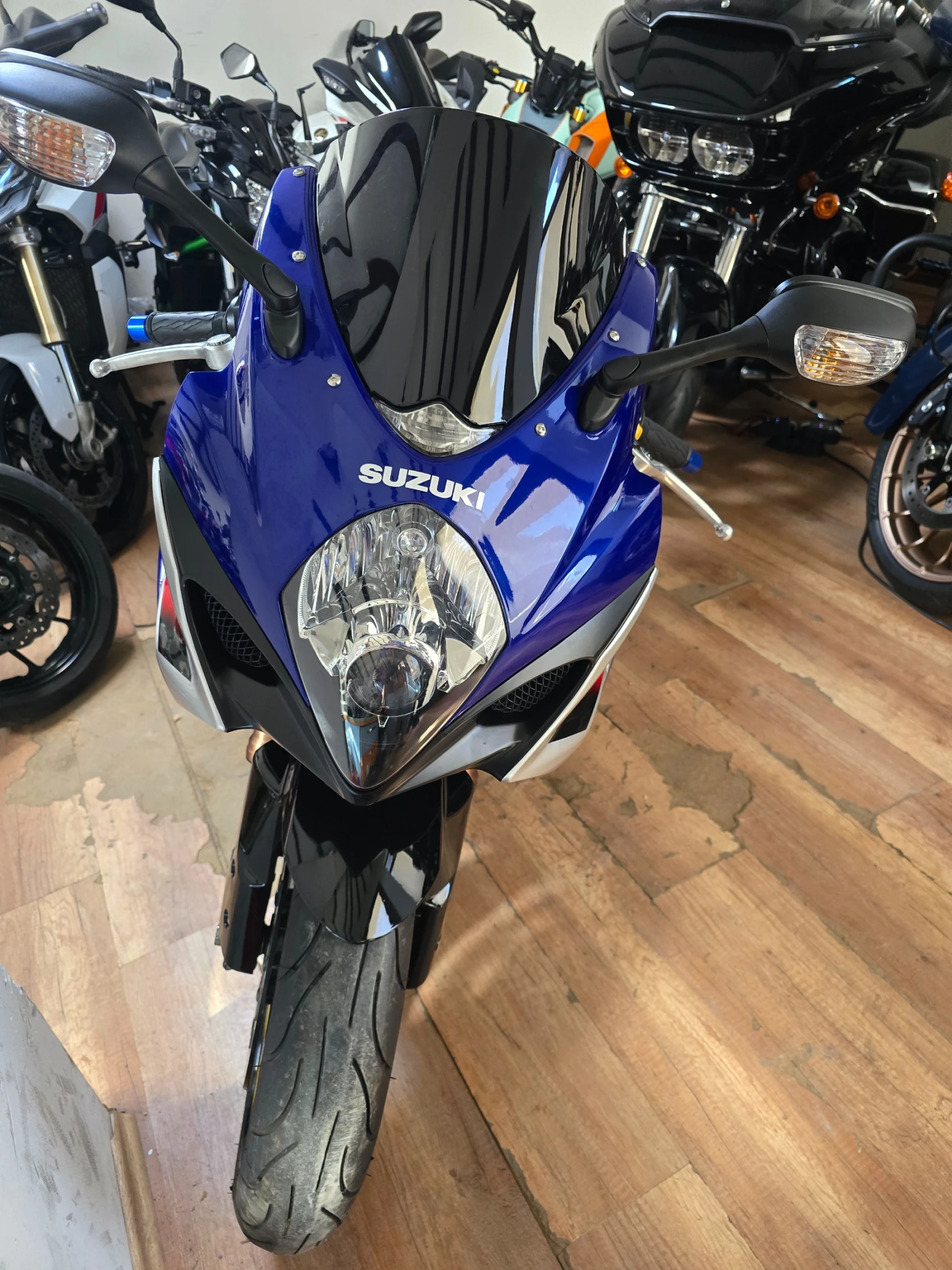 Suzuki Gsxr 1000 Youshimura!!1 15400км!!!!, снимка 3 - Мотоциклети и мототехника - 54141439