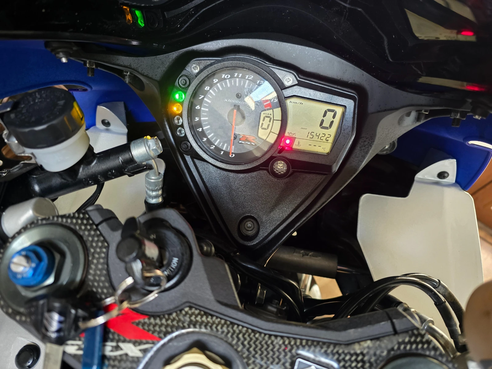 Suzuki Gsxr 1000 Youshimura!!1 15400км!!!!, снимка 10 - Мотоциклети и мототехника - 54141439