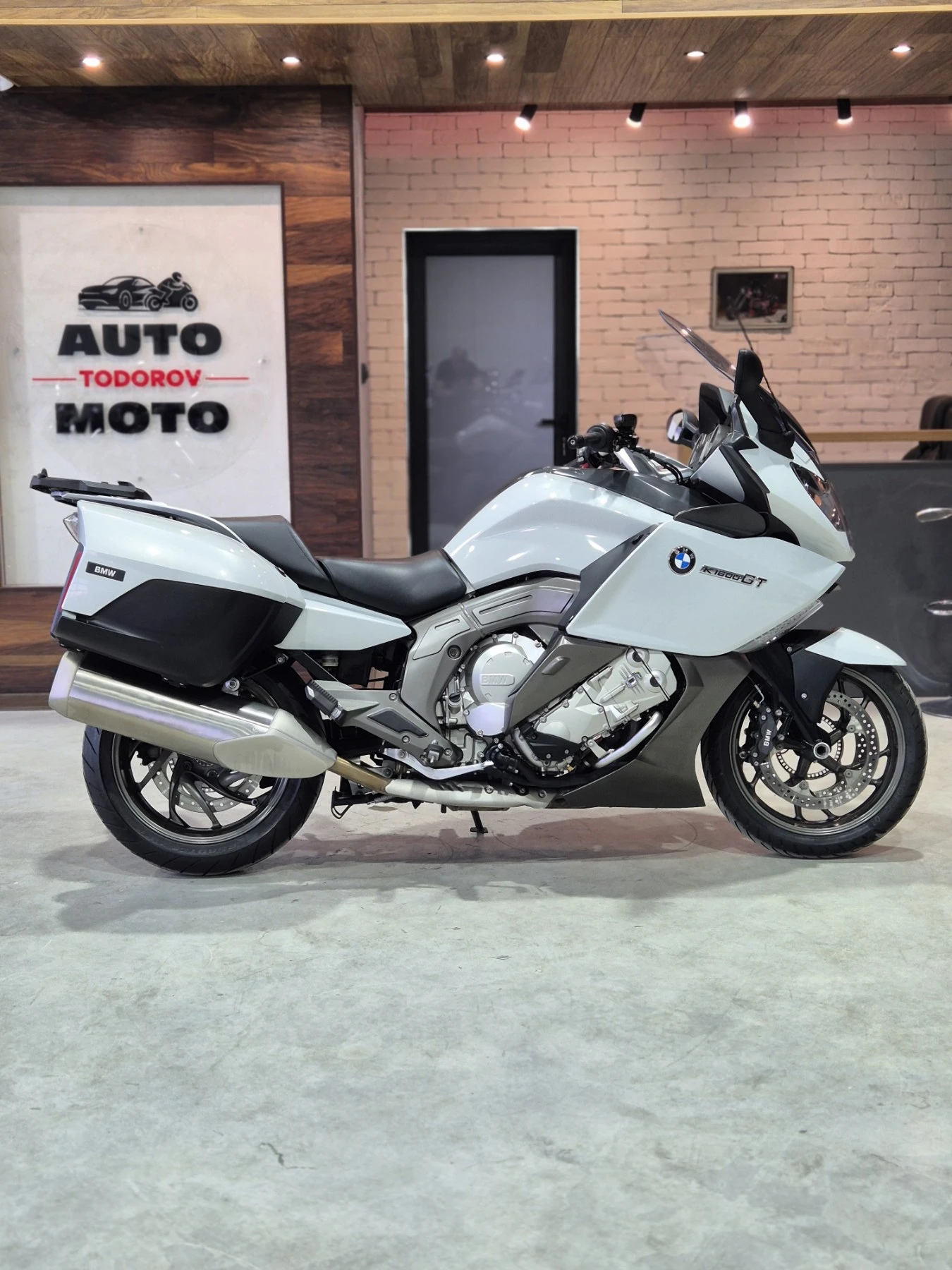 BMW K 1600 GT ABS TC Нов внос от ШВЕЙЦАРИЯ!!!, снимка 10 - Мотоциклети и мототехника - 55002963