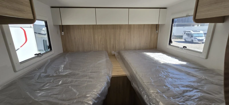 Кемпер Chausson C727 , снимка 14 - Каравани и кемпери - 51625380