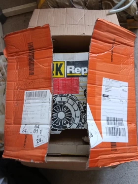 FORD MONDEO MK3 НОВ Двучасов маховик LUK,Съединител комплект притискат елен диск LUK, снимка 1