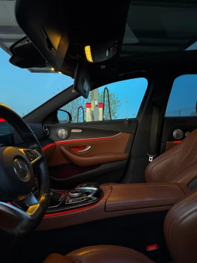 Mercedes-Benz E 220, снимка 11