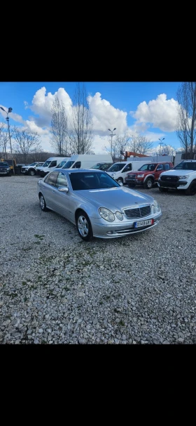 Mercedes-Benz E 220 Avangard, снимка 2