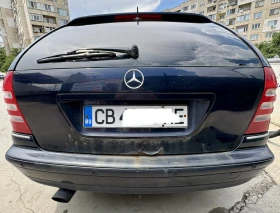 Mercedes-Benz C 320, снимка 16