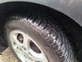 Toyota Auris 1.4 Бензин-Газ - 4000 € / 7823.32 лв. - 58000812 17