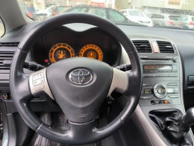 Toyota Auris 1.4 Бензин-Газ - 4000 € / 7823.32 лв. - 58000812 11