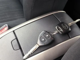 Toyota Auris 1.4 Бензин-Газ - 4000 € / 7823.32 лв. - 58000812 14