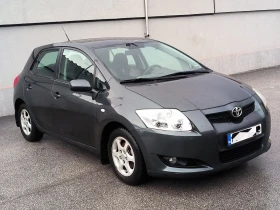 Toyota Auris 1.4 Бензин-Газ