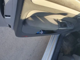 VW Touran DSG Tdi, 5 местен, 2 комплекта гуми с джанти - 6700 € / 13104.06 лв. - 59357465 4