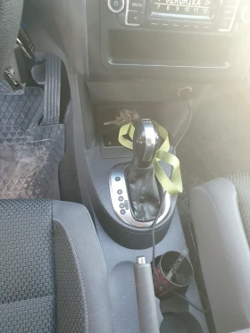 VW Touran DSG Tdi, 5 местен, 2 комплекта гуми с джанти - 6700 € / 13104.06 лв. - 59357465 7