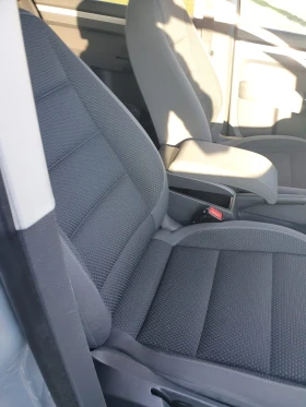 VW Touran DSG Tdi, 5 местен, 2 комплекта гуми с джанти - 6700 € / 13104.06 лв. - 59357465 9