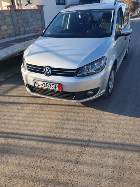 VW Touran DSG Tdi, 5 местен, 2 комплекта гуми с джанти - 6700 € / 13104.06 лв. - 59357465 1