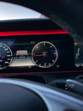 Mercedes-Benz E 220 undefined | Auto.bg — изображение 14