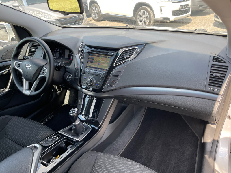 Hyundai I40 1.7CRDI-KEYLESS GO-LED-NAVI-CAMERA-120000км, снимка 14 - Автомобили и джипове - 46278768