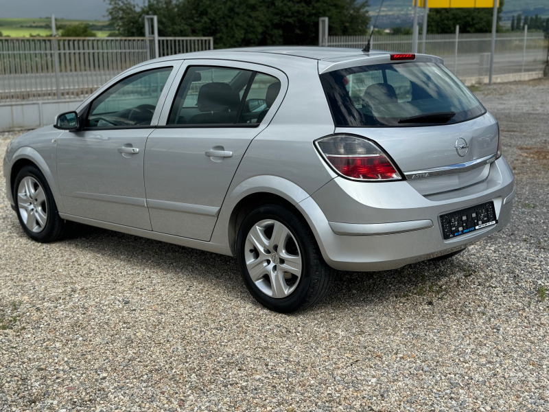 Opel Astra 1.3CDTI* ECOFLEX* , снимка 5 - Автомобили и джипове - 46433411