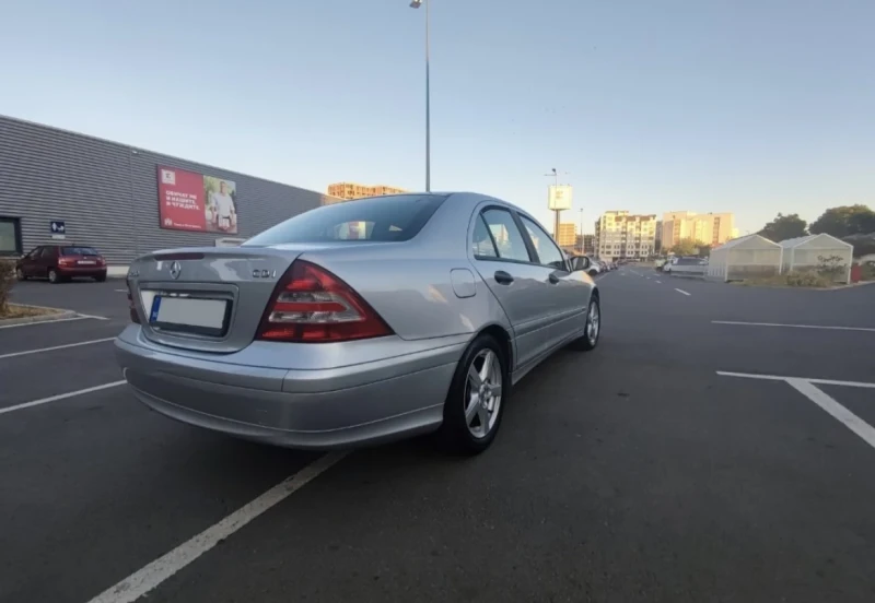 Mercedes-Benz C 200 CDI, снимка 3 - Автомобили и джипове - 49143470