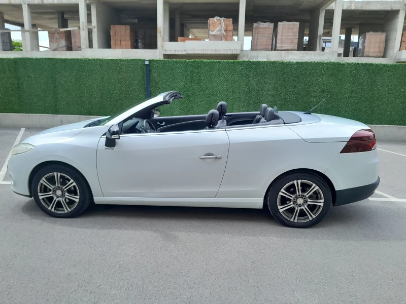 Renault Megane 1, 9 DCI, снимка 14 - Автомобили и джипове - 52351694