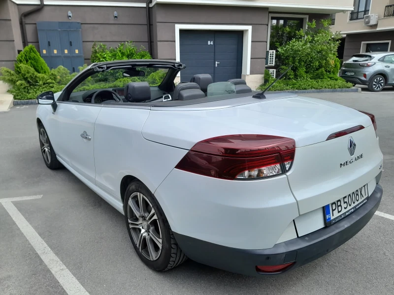 Renault Megane 1, 9 DCI, снимка 13 - Автомобили и джипове - 52351694