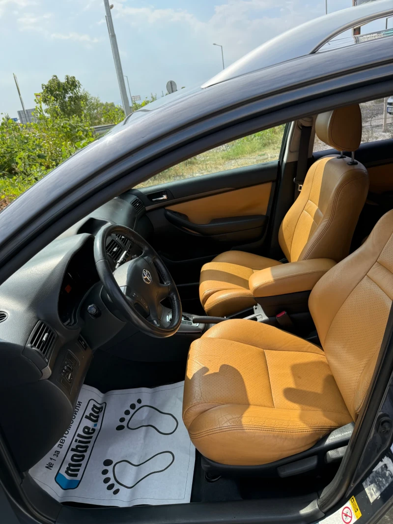 Toyota Avensis 1.8VVTI, снимка 9 - Автомобили и джипове - 51177350