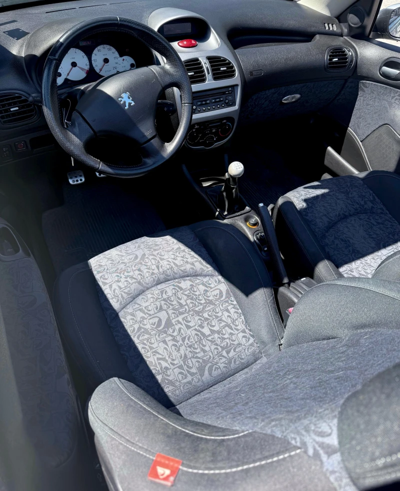 Peugeot 206 CC, снимка 5 - Автомобили и джипове - 52417314