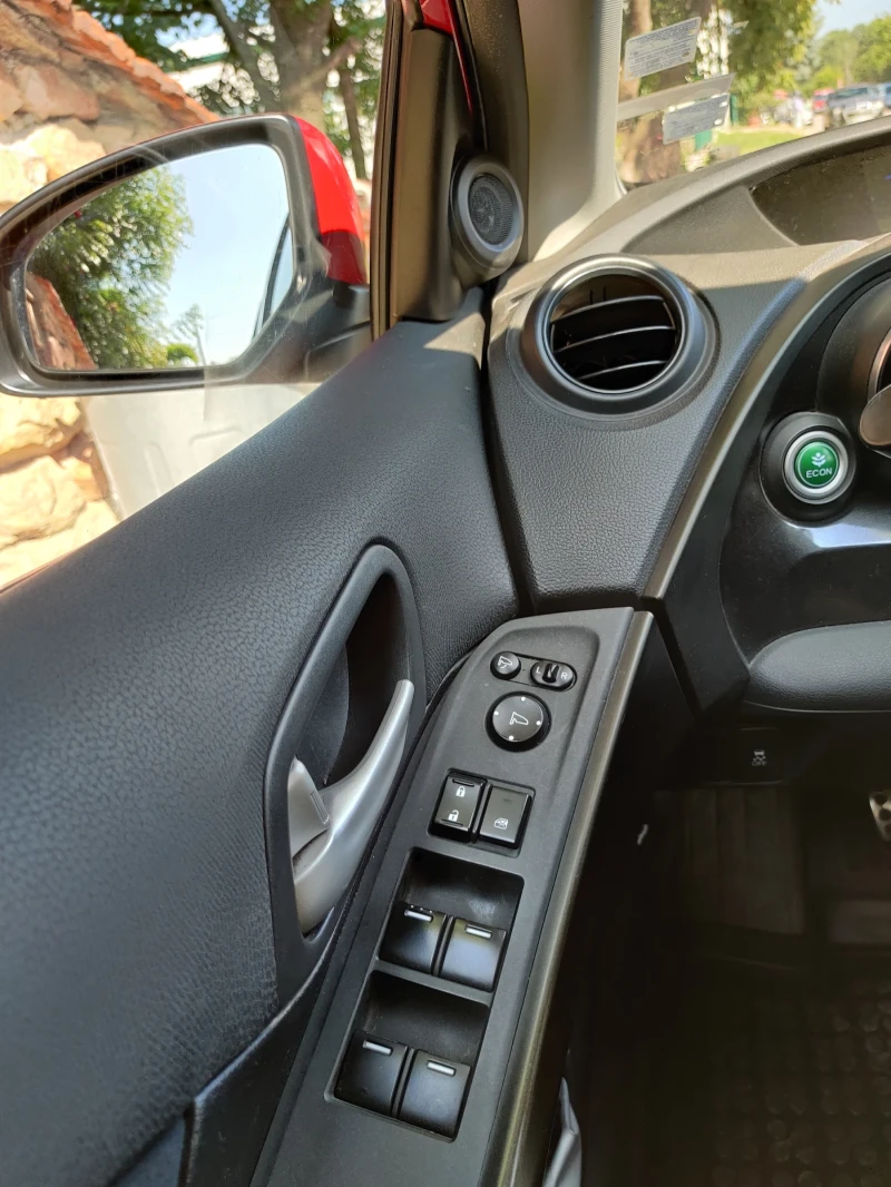 Honda Civic 1.8 Vtec, снимка 8 - Автомобили и джипове - 51707977