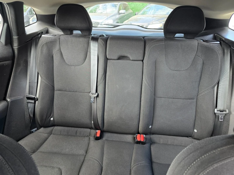 Volvo V40 2.0D2-FACE-ЕВРО 6В-НАВИГАЦИЯ-6 СКОРОСТИ, снимка 14 - Автомобили и джипове - 51722277