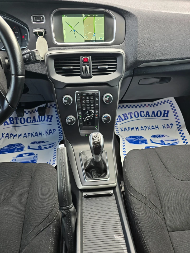 Volvo V40 2.0D2-FACE-ЕВРО 6В-НАВИГАЦИЯ-6 СКОРОСТИ, снимка 11 - Автомобили и джипове - 51722277