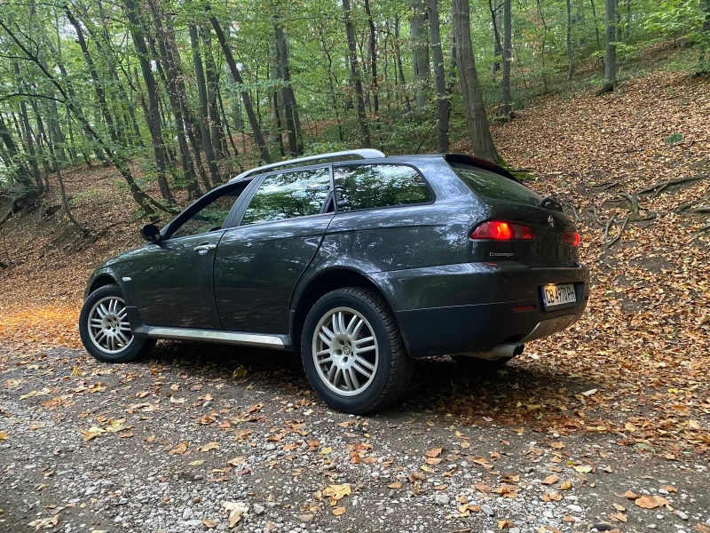 Alfa Romeo Crosswagon q4, снимка 2 - Автомобили и джипове - 52474227