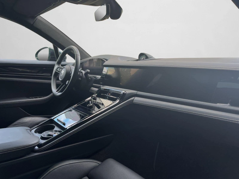Porsche Panamera TURBO E-HYBRID/FACELIFT/ACTIVE RIDE/BOSE/PANO/360/, снимка 15 - Автомобили и джипове - 52165582