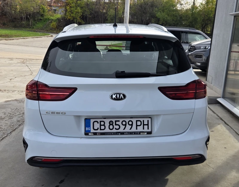 Kia Ceed 89 000km. 1.6 CRDi (115 Hp), снимка 5 - Автомобили и джипове - 52411109