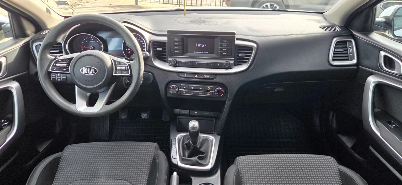 Kia Ceed 89 000km. 1.6 CRDi (115 Hp), снимка 10 - Автомобили и джипове - 52411109