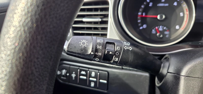 Kia Ceed 89 000km. 1.6 CRDi (115 Hp), снимка 15 - Автомобили и джипове - 52411109