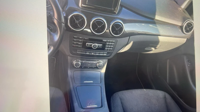 Mercedes-Benz B 200, снимка 4 - Автомобили и джипове - 52652940
