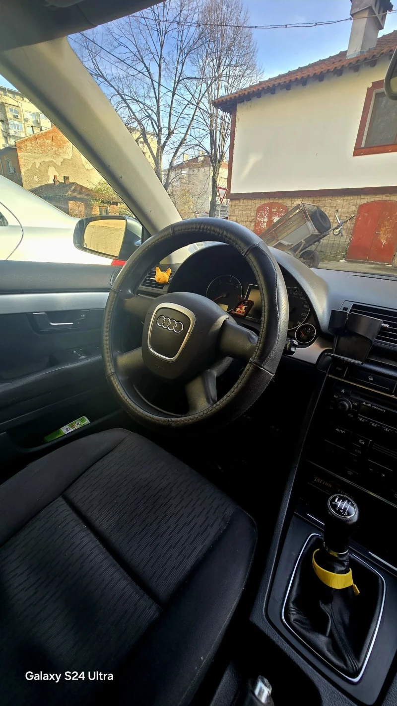 Audi A4 2.0, снимка 8 - Автомобили и джипове - 52846464