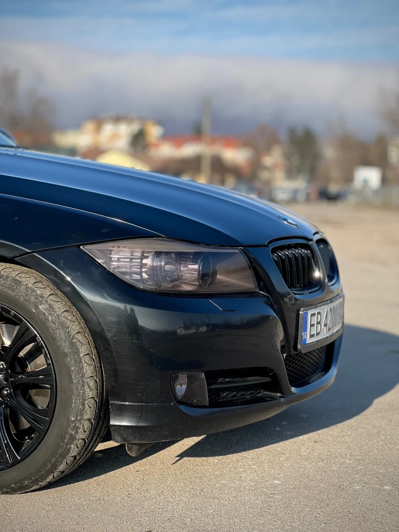 BMW 320 320D FACELIFT, снимка 13 - Автомобили и джипове - 52860574