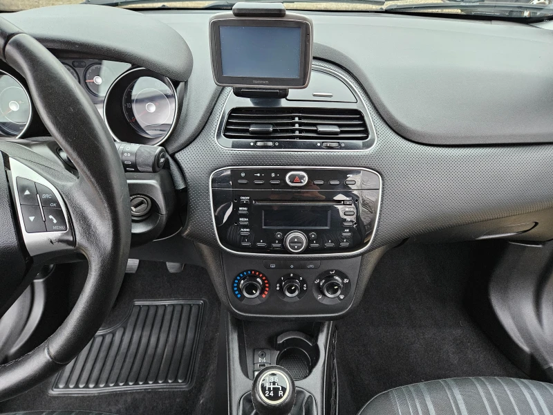 Fiat Punto 1.2 бензин 69кс EVO, снимка 16 - Автомобили и джипове - 52876585