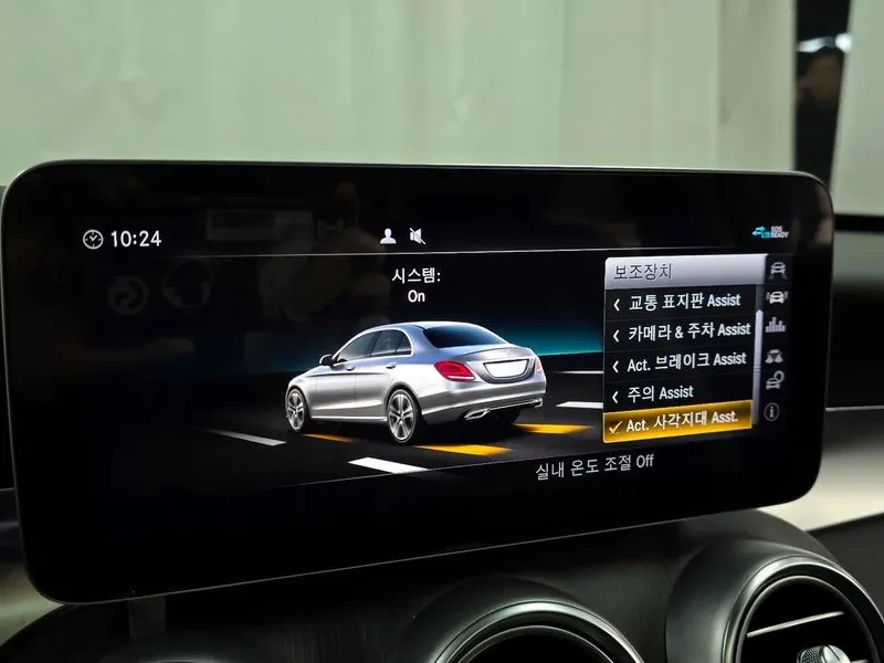 Mercedes-Benz C 220 d, снимка 16 - Автомобили и джипове - 54287266