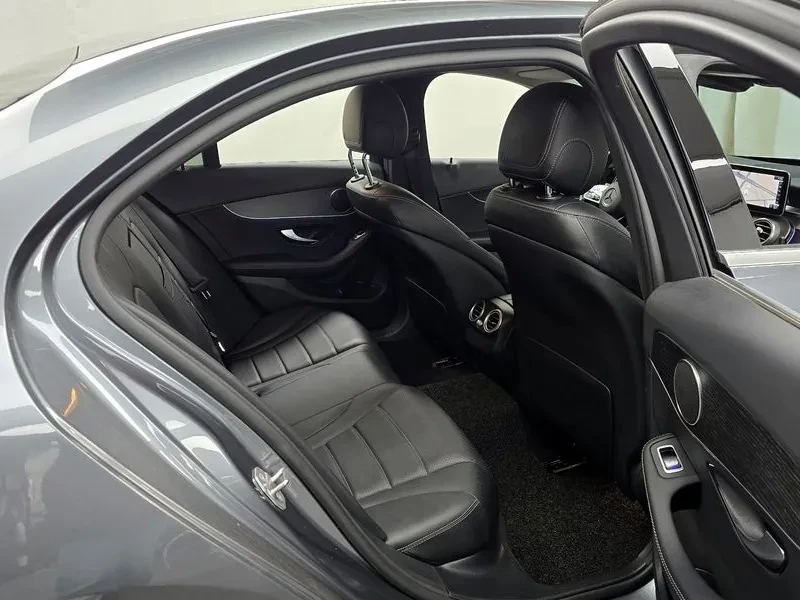 Mercedes-Benz C 220 d, снимка 12 - Автомобили и джипове - 54287266